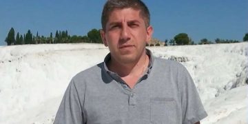 გარდაიცვალა „ქრონიკის“ რეჟისორი ზაზა აჭარაძე