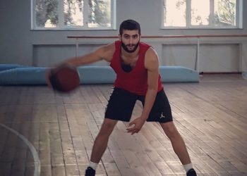 რას ამბობს ტრანსგენდერი ქალის მკვლელობისთვის დაკავებული 23 წლის სპორტსმენის ადვოკატი?