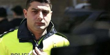 საპატრულო პოლიციის უფროსის განცხადებით, სუს-თან აქტივისტები შენობის ბლოკირებას ცდილობდნენ, რის გამოც ისინი დააკავეს