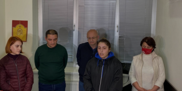 ზუგდიდის საკრებულოში ნაციონალური მოძრაობის 5-მა დეპუტატმა შიმშილობა დაიწყო