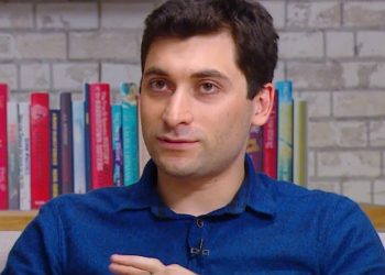 „მთავრობის და ბრბოს ნება რომ იყოს, აკრძალავდნენ სიგარეტს, ყავას, შაქარს, გინებას, წყევლას, როკს, სექსს, გვიან გაღვიძებას და ა.შ.“ – ზვიად ხორგუაშვილი