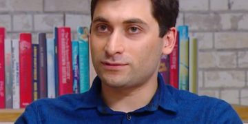 „მთავრობის და ბრბოს ნება რომ იყოს, აკრძალავდნენ სიგარეტს, ყავას, შაქარს, გინებას, წყევლას, როკს, სექსს, გვიან გაღვიძებას და ა.შ.“ – ზვიად ხორგუაშვილი