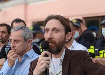 სახალხო მოთხოვნის: “მწვანე პასპორტის გაუქმების” შესრულებამდე ხელისუფლებას დარჩენილი აქვს 4 დღე! – ზვიად ტომარაძე მორიგ აქციას აანონსებს