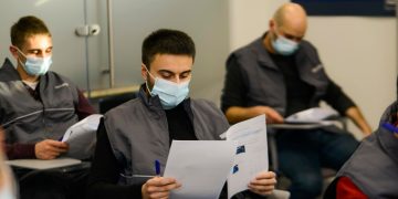 პროგრამირებიდან ელექტრო მექანიკოსობამდე – „თეგეტა აკადემიის“ კურსდამთავრებული ლაშა ხუციშვილი