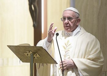 რომის პაპმა ქალთა მიმართ ოჯახური ძალადობა დაგმო და მას „თითქმის სატანური“ უწოდა