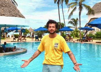 “ერთ რესტარანში გავულანძღივართ, ძვირიან რაღაცებს ცეცხლავს და თიფებს აღარ ტოვებს ეგ ძუნწიო… მიმტანები და კურიერები რატომ არიან დიდ გულზე?” – შეროზია