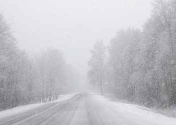 ნაქერალას უღელტეხილზე მისაბმელიანი და ნახევრადმისაბმელინი ავტოტრანსპორტის მოძრაობა აიკრძალა