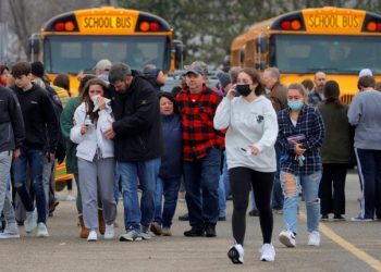 აშშ-ში, სკოლაში 15 წლის მოსწავლემ სამი ადამიანი მოკლა