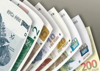 ჩინოვნიკები, რომლებსაც არც სამუშაო ოთახი აქვთ, არც სკამი და მხოლოდ ხელფასს იღებენ – “გგონიათ, ეს ყველაფერი ოპოზიციამ არ იცის? იცის, მაგრამ…” –