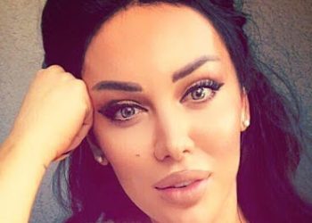 “როცა ვბანაობ, საკუთარ თავს ვუყურებ, ლამაზად მინდა ვიბანაო, მე თვითონ ვიღებ სიამოვნებას საკუთარი თავისგან”- კესარია