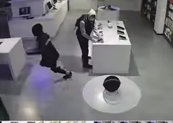 (ვიდეო) – “ჩვენმა ქურდებმა ძარცვის მეთოდები დახვეწეს, აიპლიუსი სთავაზობს ქურდებს…” – მაღაზიის შეთავაზება ქურდებს