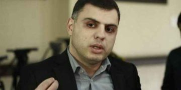 “რვა დღე ვიწექი კლინიკაში, რეანიმაციაში აცრილი პაციენტი არ მინახავს” – ამირან გიგუაშვილი საზოგადოებას ვაქცინაციისკენ მოუწოდებს