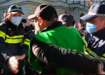 დაპირისპირება ქუთაისის საკრებულოსთან – დაკავებულია ერთი პირი