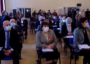 მმართველი პარტიის ბოიკოტის გამო, ბათუმის საკრებულოს სხდომა ჩაიშალა