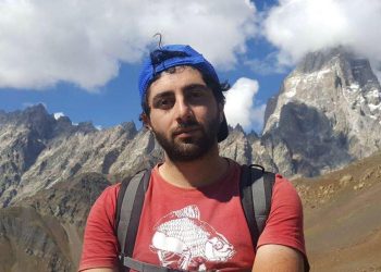 “15 გრადუს ყინვაში, წყვდიადში გათენებულ ღამეები” – “გვხოცავთ ადამიანებს? ამ ჯოჯოხეთისთვის რატომ გაგვწირეთ?” – წერილები სვანეთიდან