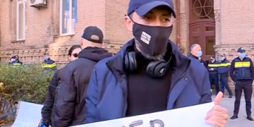 პარტია „დროა“ განათლების სამინისტროსთან  აქციას მართავს