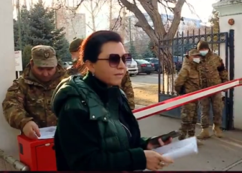 “ძალიან მძიმე შთაბეჭდილებით ვარ” – ეკა ხერხეულიძემ მიხეილ სააკაშვილი მოინახულა