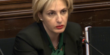 თქვენთვის, როგორც იუსტიციის მინისტრისთვის, მიხეილ სააკაშვილი რიგითი, ჩვეულებრივი პატიმარია? – ოცნების დეპუტატი ბრეგაძეს