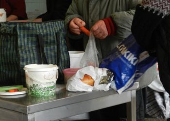 ოზურგეთში უფასო სასადილოს ბენეფიციარების კვებისთვის ხელისუფლებამ დღიურად 1 ლარი და 80 თეთრი განსაზღვრა