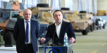 არის თუ არა ღარიბაშვილი აზარაშვილის შვილის ნათლია და რატომ აარიდეს მინისტრებმა კითხვას თავი?