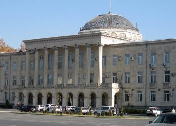 გორის მერი, საკრებულოს თავმჯდომარე და სხვა ჩინოვნიკები ხელფასებს იზრდიან – გორში საკრებულო იკრიბება