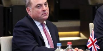 “რუსეთის ნებისმიერი ქმედება, რომელიც უკრაინის სუვერენიტეტს დაემუქრება, მძიმე შედეგების მომტანი იქნება – ბრიტანეთის თავდაცვის მინისტრი