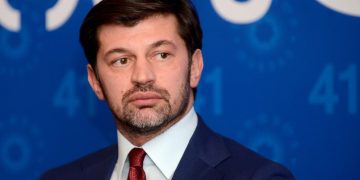 ავტობუსის მოცდის დრო შემცირდება, მიკროავტობუსები მთლიანად ჩანაცვლდება – კახა კალაძე