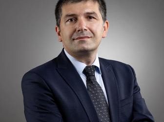 ალექსანდრე ხელაია – მედიცინა ჭადრაკის დაფას გავს და ექიმი უნდა ფლობდეს ყველა შესაძლო მანიპულირების  გზებს, რათა  „თამაშიდან” გამარჯვებული  გამოვიდეს