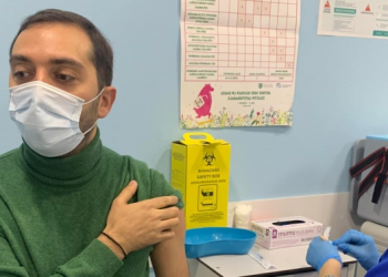 “ორი ასტრაზენეკა + ფაიზერი!” – ბიძინა კულუმბეგოვი “ბუსტერ” დოზით აიცრა