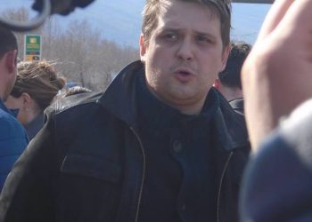 „პოლიტიკურ დამნაშევეებთან დაკავშირებით ისეთივე შეხედულება უნდა გვქონდეს, როგორიც ცივილურ სამყაროს ჰქონდა ჰუსეინის, ჩაუშესკოს, პინოჩეტის, ფრანკოს და ა.შ-ს მიმართ!“ – ლადო სადღობელაშვილი