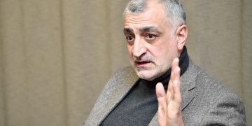 მე და ბადრი ჯაფარიძეს ისეთ რაღაცას გვაბრალებენ, რაც ადამიანის მკვლელობის ტოლფასია ბიზნესში – მამუკა ხაზარაძე