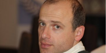 „რა გამოდის, ქვეყნის მოღალატეებს და რუსეთის ტ***ში შემთრევებს ეხვეწებით შერიგებას?“ – მერაბ მეტრეველი ოპოზიციას მიმართავს