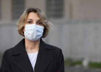 პოლიტიკური შეხედულების გამო სამსახურიდან გაათავისუფლეს და შეავიწროვეს 69 პირი – ნინო ლომჯარია