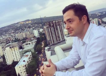 1 დოლარი 3.09 ლარი გახდა. აბა დაფიქრდით რა იქნება იანვარსა და თებერვალში? – ოთო აბესაძე