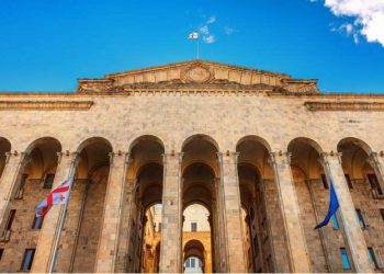 პარლამენტი რიგგარეშე სხდომების 22 დეკემბრიდან ჩანიშვნის მიზნით, პრეზიდენტს მიმართავს