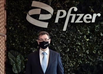 „ფაიზერის“ ხელმძღვანელის თქმით, „კოვიდ-19“-ის საწინააღმდეგო ვაქცინის გაკეთება მოქალაქეებს ყოველწლიურად კიდევ დიდხანს მოუწევთ