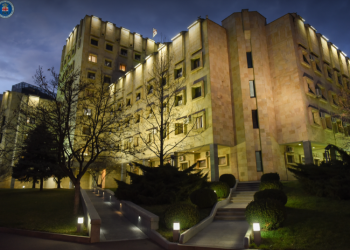 პროკურატურამ ორსული მეუღლის განსაკუთრებული სისასტიკით განზრახ მკვლელობის ფაქტზე  დაკავებულს ბრალდება წარუდგინა