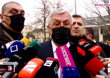 “არცერთი ჩანაწერი ავთენტიკური არ არის, ამათ ექსპერტიზას მე არ ვენდობი“ – თემურ ალასანია სასამართლოში მივიდა