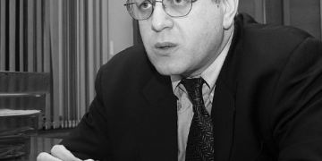 “ეროვნულ ბანკს არასოდეს ჰყოლია ასეთი არაკომპეტენტური, არაკვალიფიციური და უუნარო ხელმძღვანელობა” – თემურ ბასილია