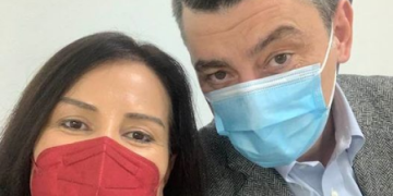 შემთხვევით შემხვდა, ექიმის რიგში იდგა რიგის ნომრით – მაიკო წერეთელი ფოტოს აქვეყნებს