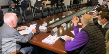 ზუგდიდის საკრებულოში თავმჯდომარე ისევ ვერ აირჩიეს