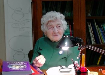 მიხეილ ჩხენკელი აკადემიკოს მზექალა შანიძეს დაბადების დღეს ულოცავს