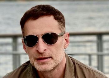 “ვულოცავ ყველა ღიმილიან, უბოროტო, ღვარძლისა და ბოღმისაგან დაცლილ ადამიანს…” – ზურაბ გურული