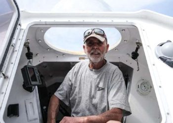 ფრანგი მოგზაური ჟან-ჟაკ სავენი ატლანტის ოკეანეში ცურვისას გარდაიცვალა