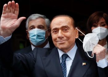 რატომ გადაიფიქრა ბერლუსკონიმ იტალიის პრეზიდენტობისთვის ბრძოლა ?!