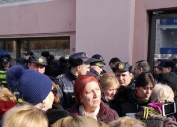 “არა ძალადობას!”, “არა მჩაგვრელ სისტემას!” – საპროტესტო ტალღა ქვეყანაში