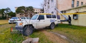 კაცი მეზობელი სკოლის ეზოში გადავიდა და თავი მოიკლა – რა უბედურება დატრიალდა მე-16 საჯარო სკოლაში