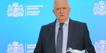 ომიკრონი შესაძლოა პანდემიის დასასრულის დასაწყისი იყოს – ამირან გამყრელიძე