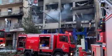 ძლიერი აფეთქება ათენში – არიან დაშავებულები