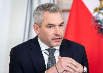 ავსტრიის კანცლერს კორონავირუსი დაუდგინდა